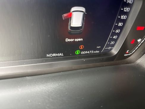 Used 2024 Honda Pilot Elite image 23