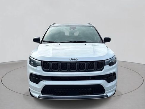 Used 2023 Jeep Compass High Altitude AWD/4WD image 32
