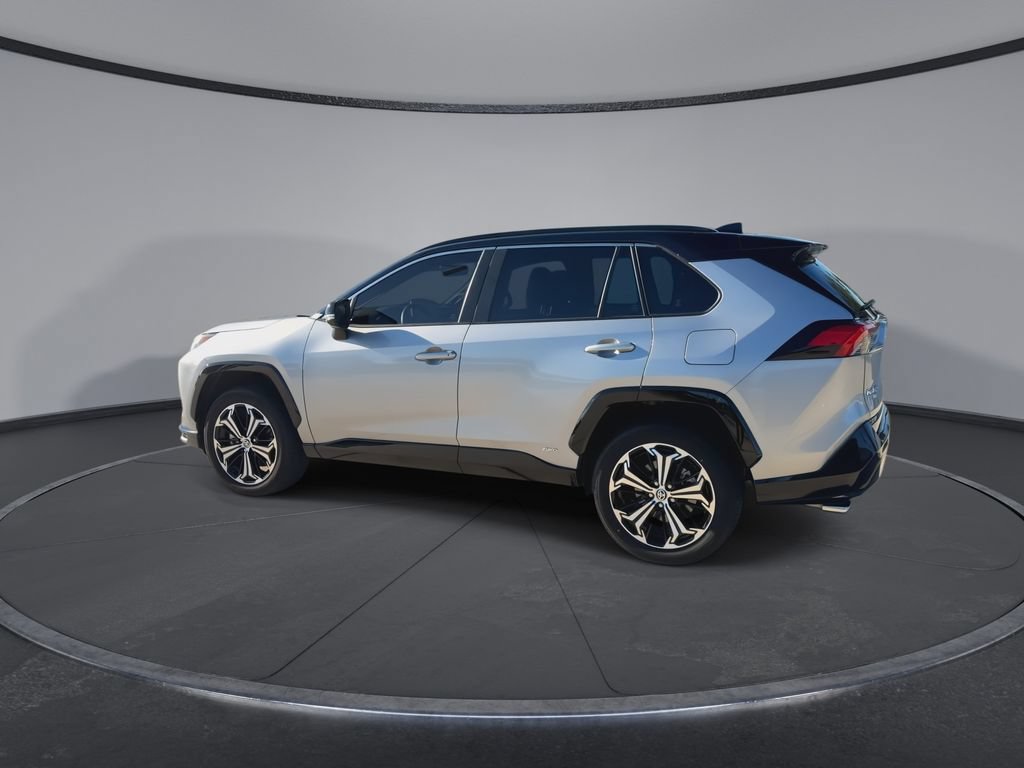Used 2025 Toyota RAV4 XSE w/ Premium Package AWD/4WD image 6