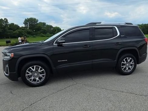 Used 2022 GMC Acadia SLT FWD image 4