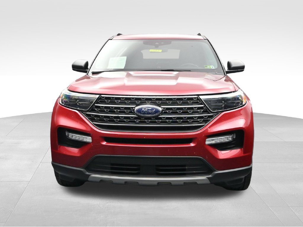 Used 2021 Ford Explorer XLT w/ Equipment Group 202A AWD/4WD image 8
