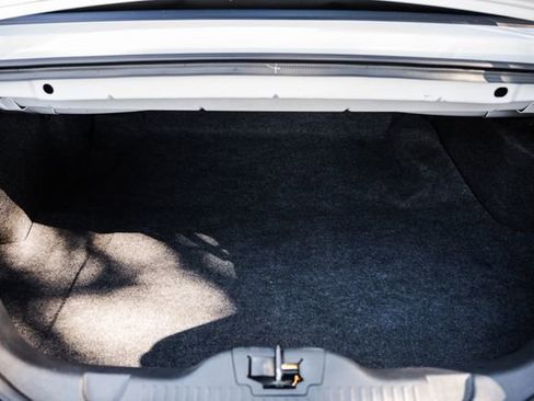 Used 2010 Ford Mustang GT Premium image 71