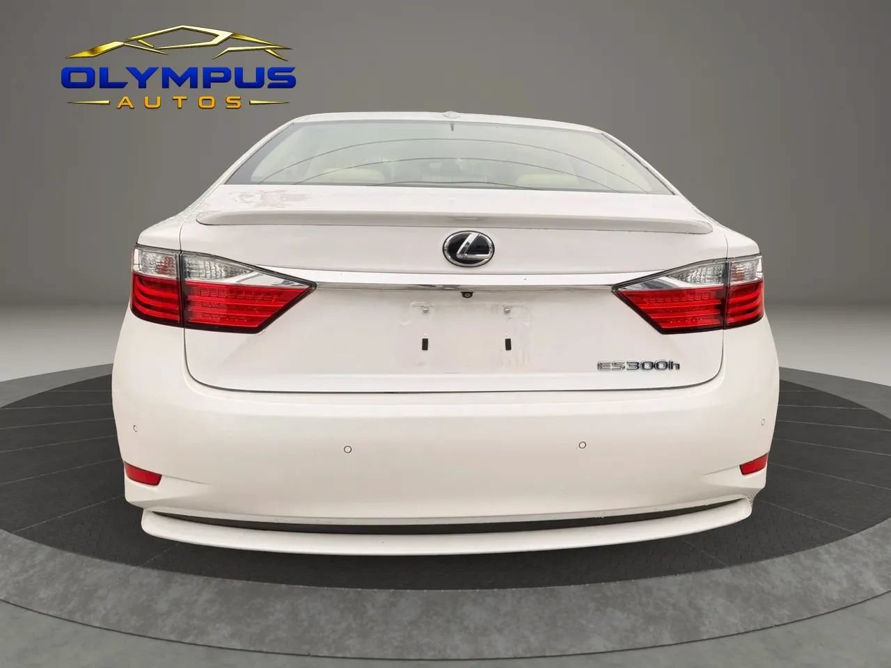 Used 2015 Lexus ES 300h w/ Navigation System Package FWD image 5