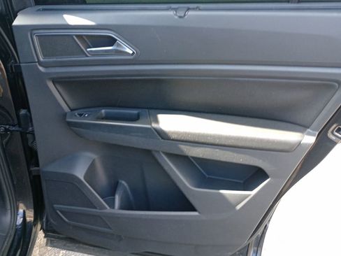 Used 2018 Volkswagen Atlas SE image 20