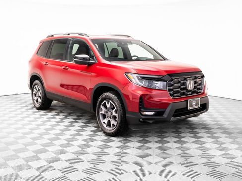 Certified 2023 Honda Passport TrailSport image 7