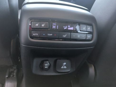 Used 2021 Hyundai Palisade Limited image 14