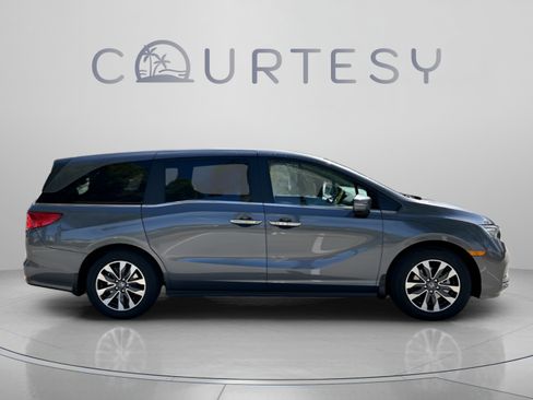 Used 2024 Honda Odyssey EX-L image 8