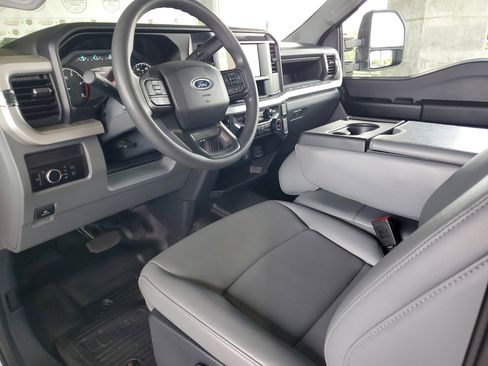 Used 2026 Ford F250 XL AWD/4WD image 16