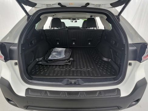 Used 2025 Subaru Outback Onyx Edition XT AWD/4WD image 17