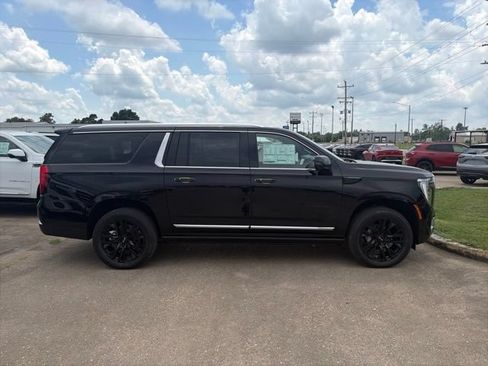New 2026 GMC Yukon XL Denali AWD/4WD image 7