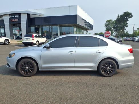 Used 2014 Volkswagen Jetta SE FWD image 7