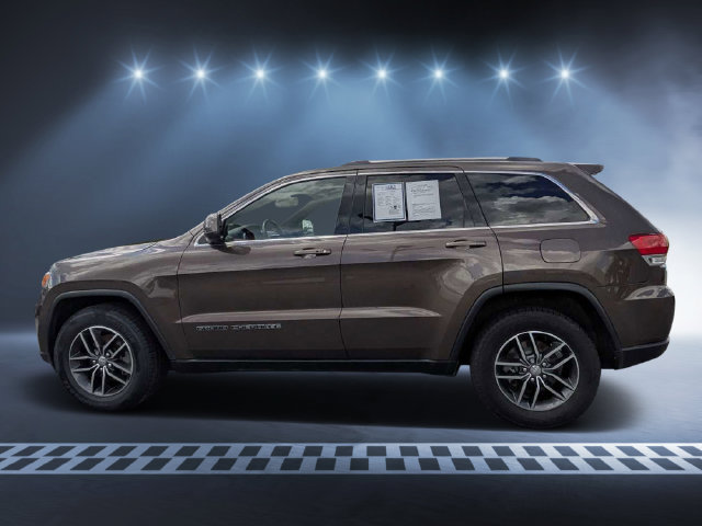 Used 2018 Jeep Grand Cherokee Laredo RWD image 6