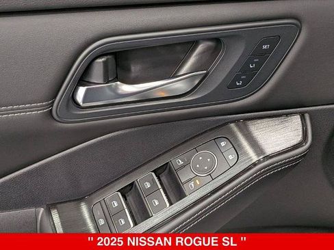 Certified 2025 Nissan Rogue SL w/ SL Premium Package AWD/4WD image 16