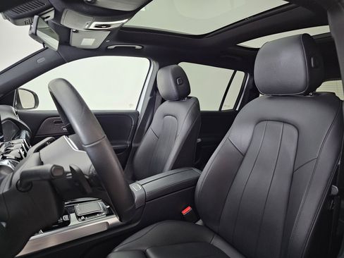 Used 2020 Mercedes-Benz GLB 250 GLB 250 image 9