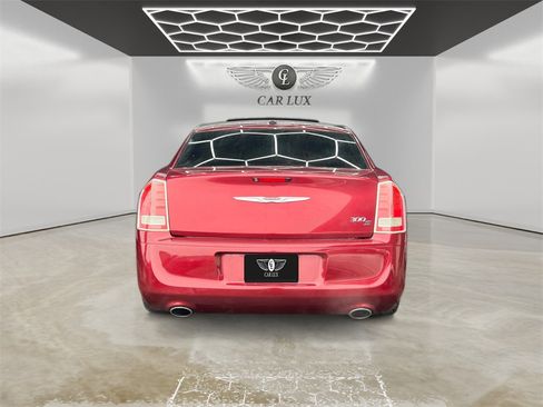 Used 2014 Chrysler 300 S image 4
