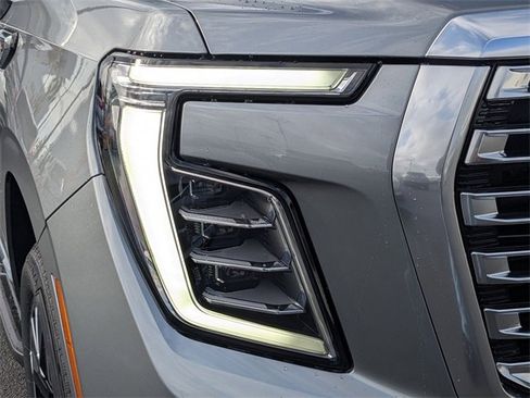 New 2026 GMC Yukon XL Denali image 10