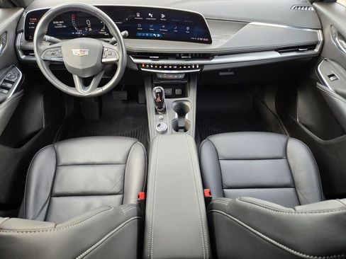 Certified 2024 Cadillac XT4 Premium Luxury w/ Cold Weather Package image 13