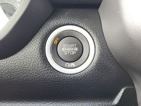 Used 2023 RAM 1500 Laramie image 18