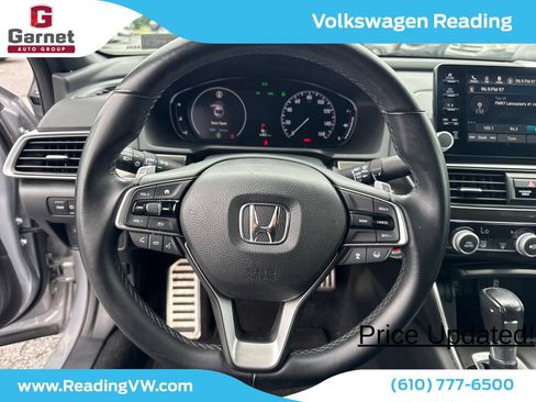 Used 2018 Honda Accord Sport image 14