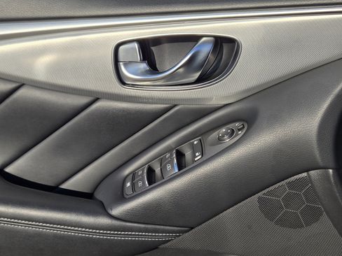 Used 2020 INFINITI Q50 Luxe w/ Essential Package (3.0T Luxe) image 23