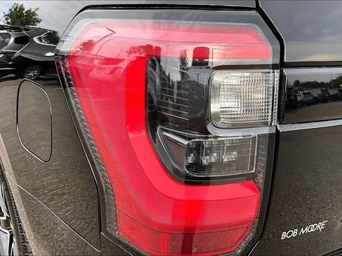 Used 2021 Ford Expedition Limited AWD/4WD image 33