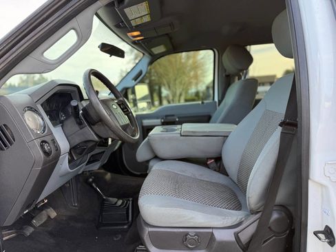 Used 2015 Ford F250 XLT image 9