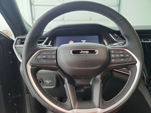 New 2026 Jeep Grand Cherokee Laredo X AWD/4WD image 21