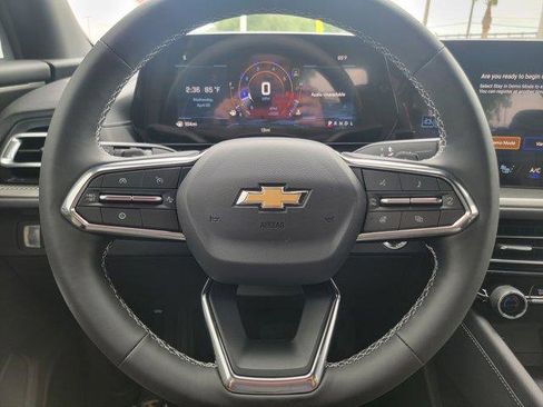 New 2026 Chevrolet Traverse LT w/ Driver Confidence Package FWD image 19