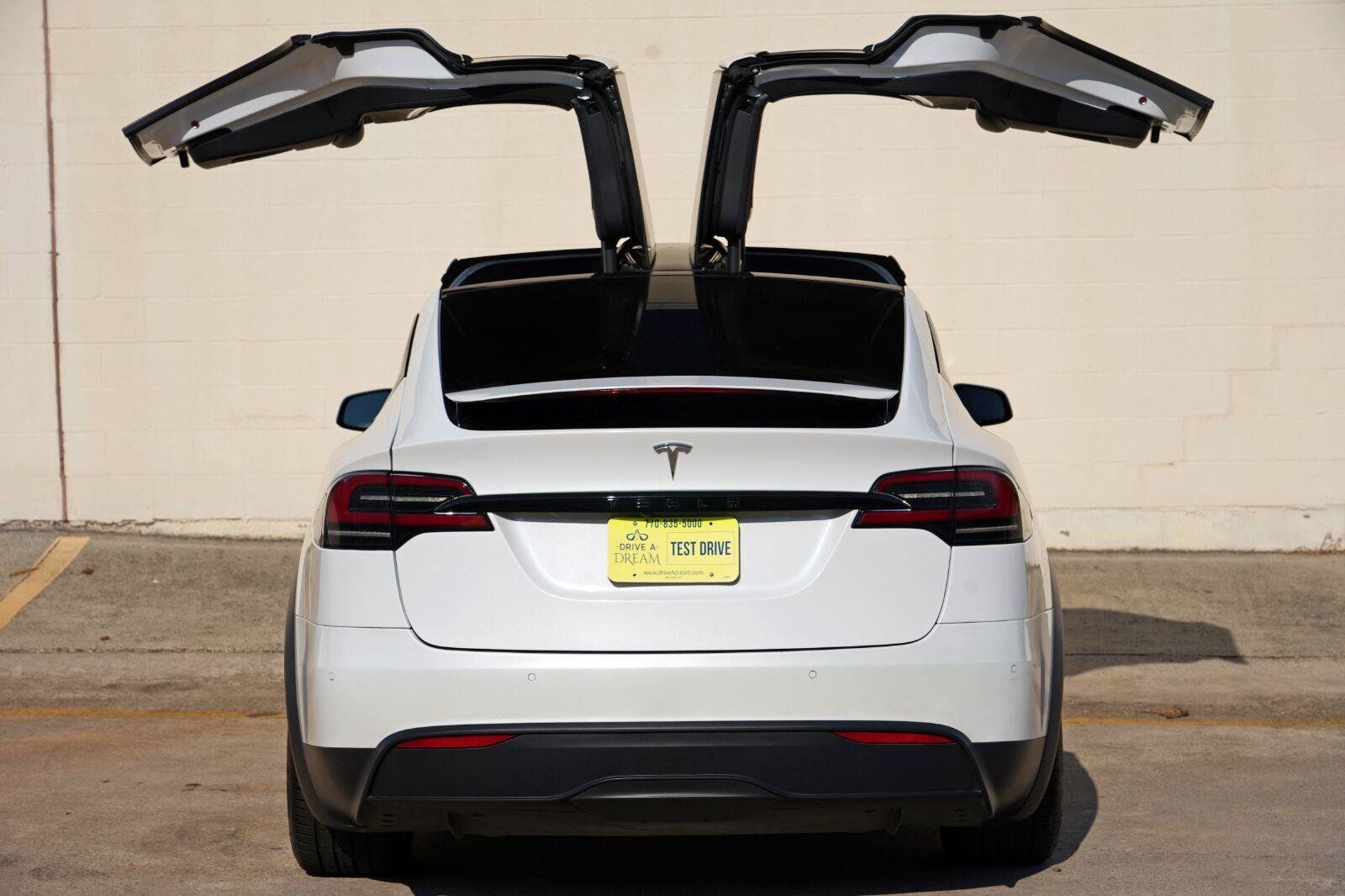 Used 2023 Tesla Model X AWD/4WD image 54