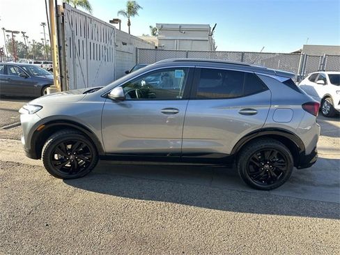 Used 2024 Buick Encore GX Sport Touring image 7