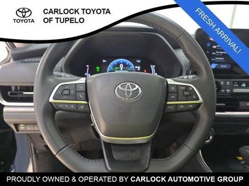 Used 2026 Toyota Grand Highlander FWD image 6