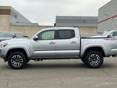 Certified 2021 Toyota Tacoma TRD Sport image 9
