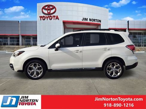 Used 2017 Subaru Forester 2.5i Touring image 5