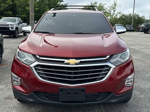 Used 2018 Chevrolet Equinox Premier FWD image 2