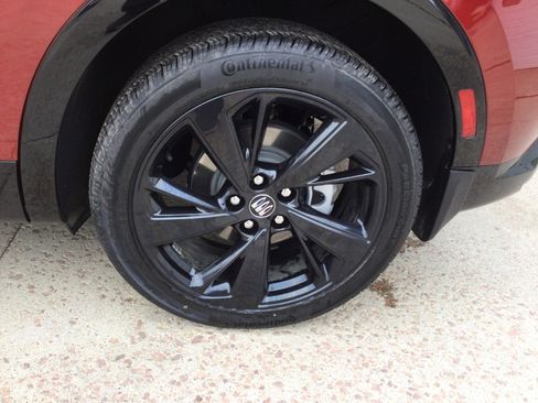 Used 2024 Buick Envision Sport Touring image 5