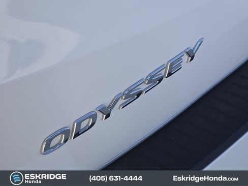 Used 2025 Honda Odyssey Elite image 12