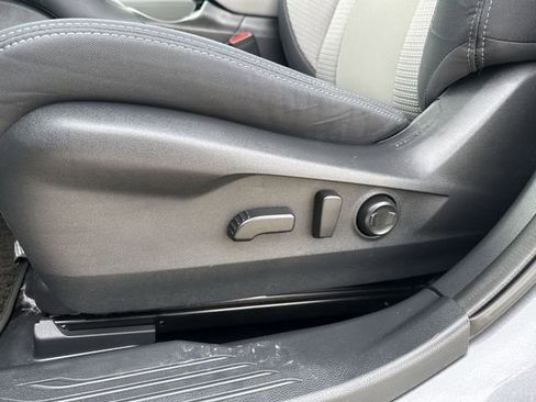 Certified 2024 Subaru Outback Premium AWD/4WD image 19