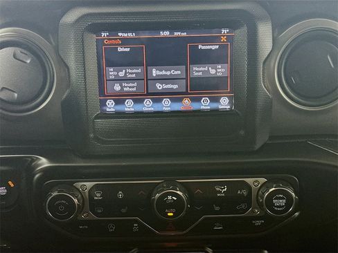 Used 2022 Jeep Wrangler Sport S image 18