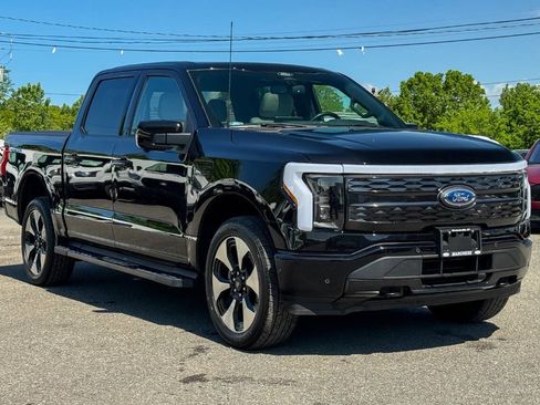 Used 2022 Ford F150 Lightning Platinum AWD/4WD image 1