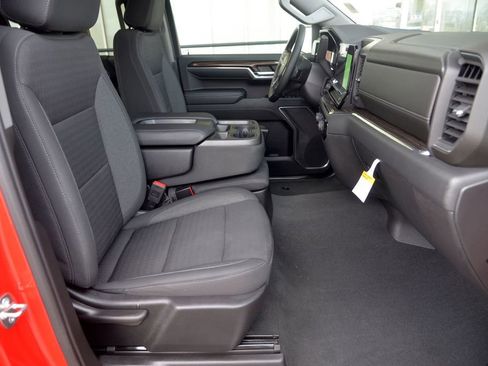 Used 2023 Chevrolet Silverado 1500 LT image 29