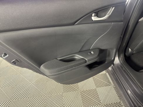 Used 2020 Honda Civic LX image 17