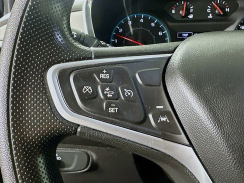 Used 2023 Chevrolet Equinox LS w/ Sport Edition image 9