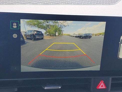 New 2026 Kia Carnival FWD image 16