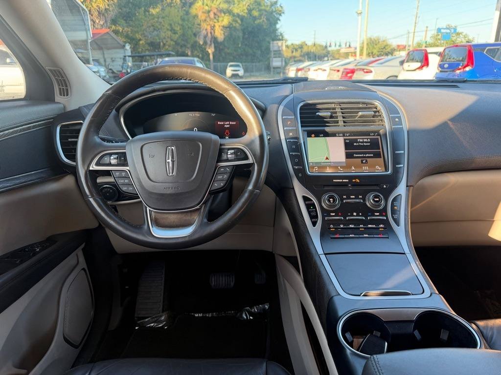 Used 2019 Lincoln Nautilus Select FWD image 13