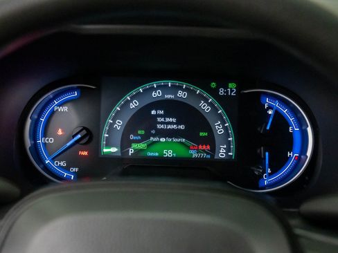 Used 2025 Toyota RAV4 LE image 23