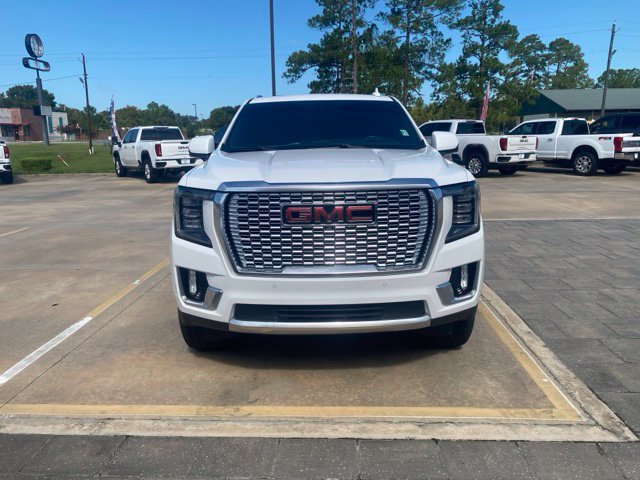 Used 2022 GMC Yukon Denali w/ Denali Premium Package RWD image 17