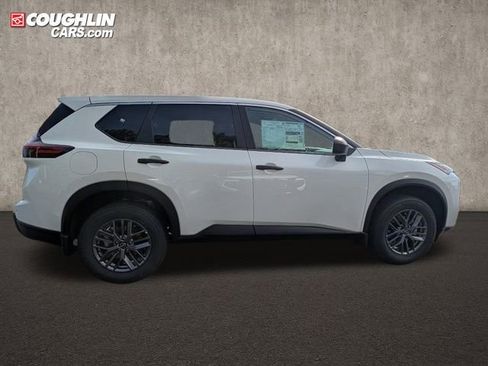 New 2026 Nissan Rogue S image 9