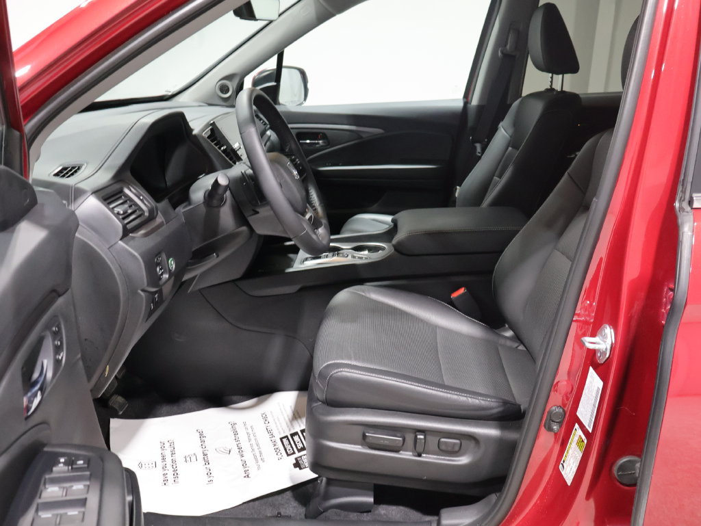 Used 2025 Honda Ridgeline RTL image 10