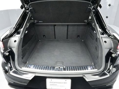 Certified 2022 Porsche Cayenne Turbo GT AWD/4WD image 16