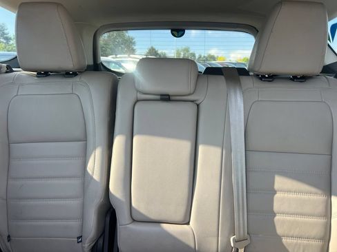 Used 2018 Ford Escape Titanium w/ Ford Safe & Smart Package AWD/4WD image 26